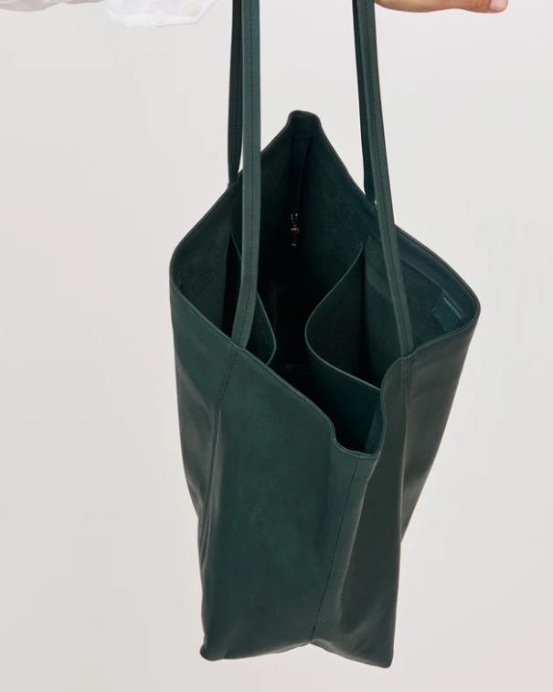 Makena Tote in Forest Green Aniline