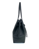 Florence Tote in Black Pebble Grain