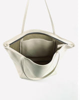 Vienna Tote in Milk Pebble Grain