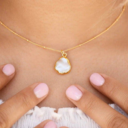 Gold Dipped Pearl Necklace: Gold