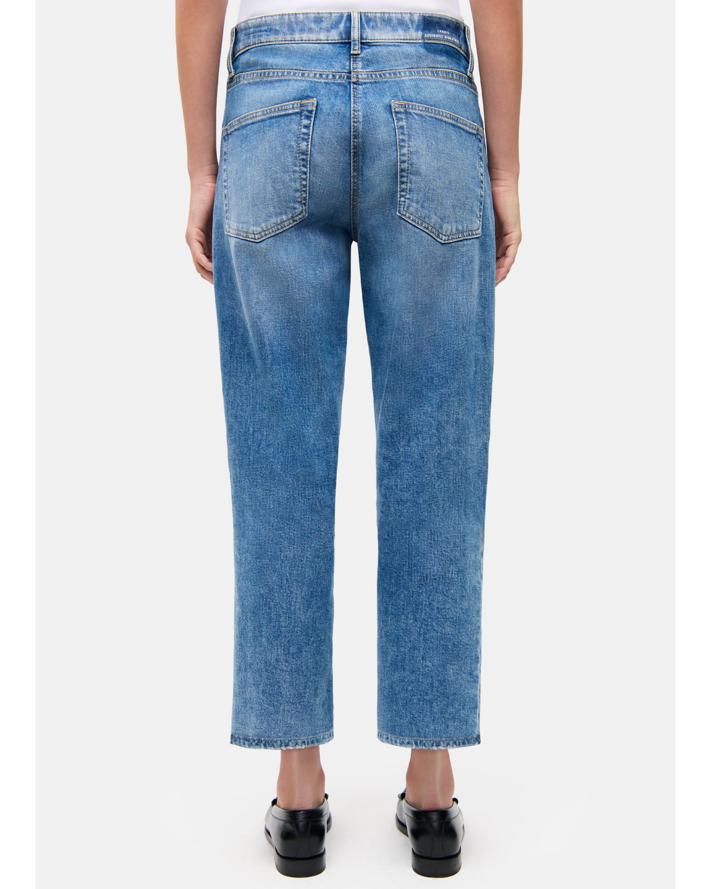 Gini Jeans in Mid Used