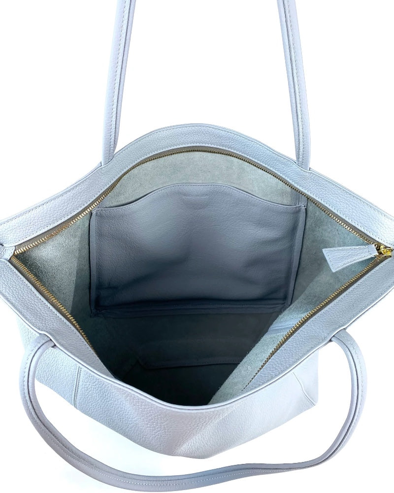 Vienna Tote in Provence Blue Pebble Grain