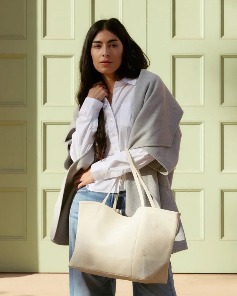 Makena Tote in Milk Pebble Grain