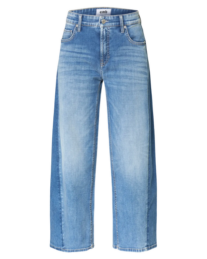 Oria Jeans in Lefthand Patched