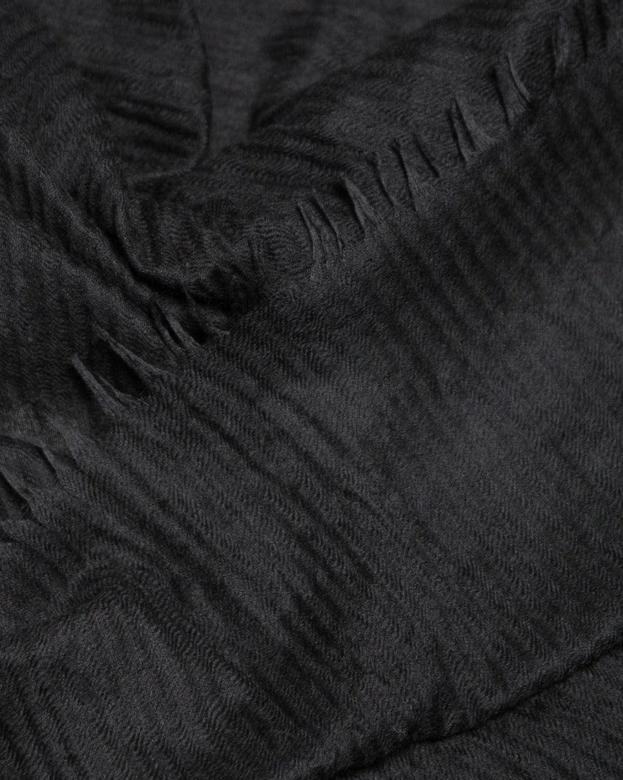 Staffa 85 x 200 Scarf in Black