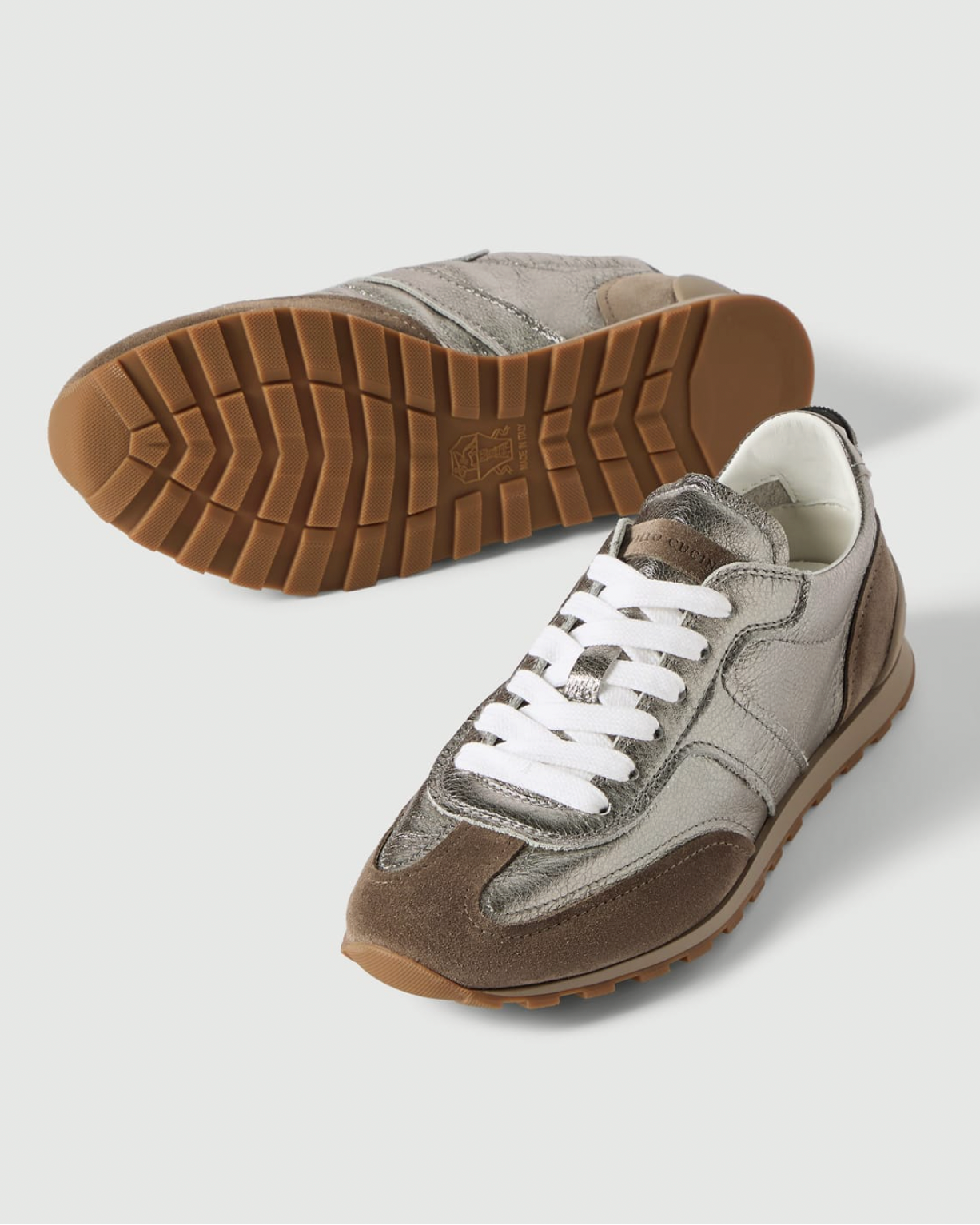 Lamé Calfskin and suede runners with shiny loop in Silver