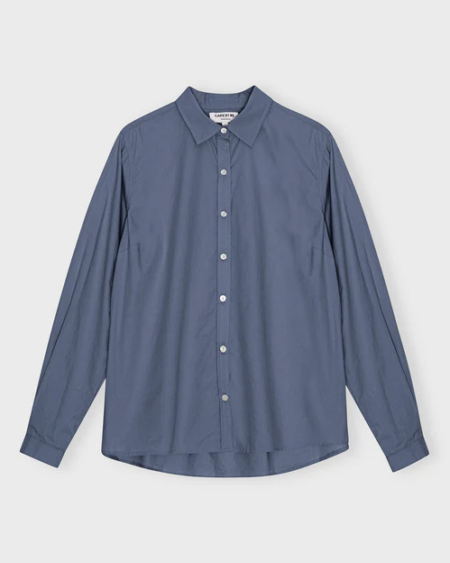 Laura Classic Shirt in Dusty Blue