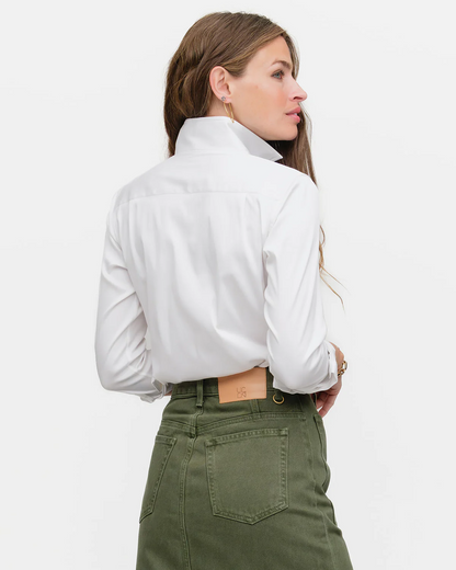 Signature: White Lie