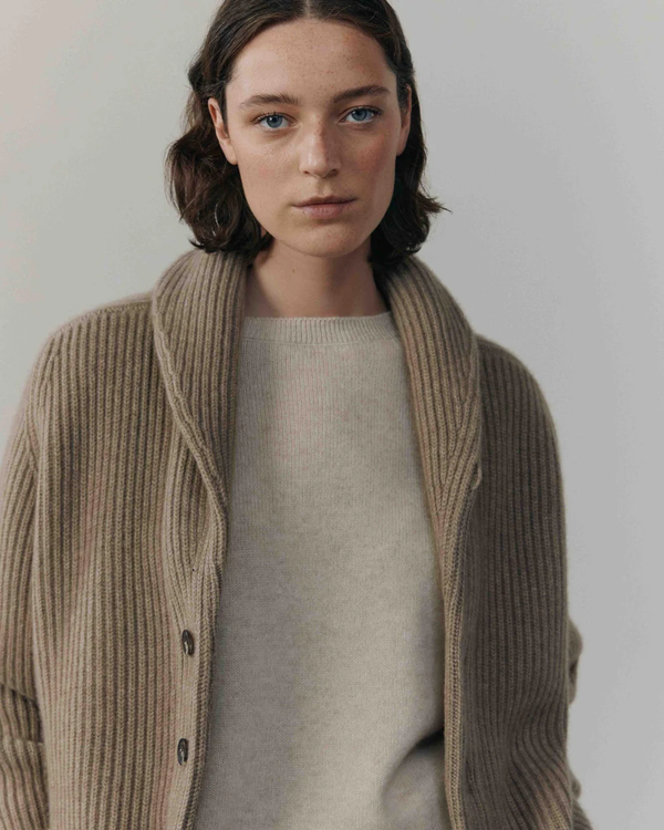Yacht Cashmere Cardigan in Undyed Brown