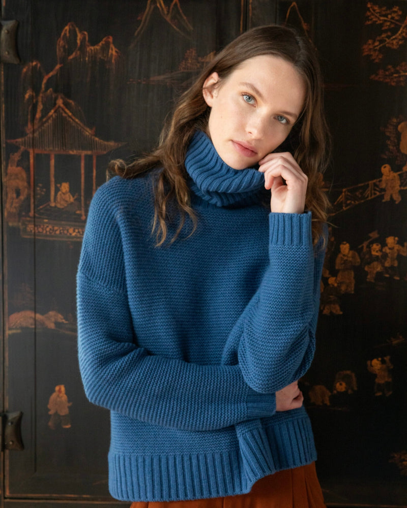 Garter T-Neck in Sapphire