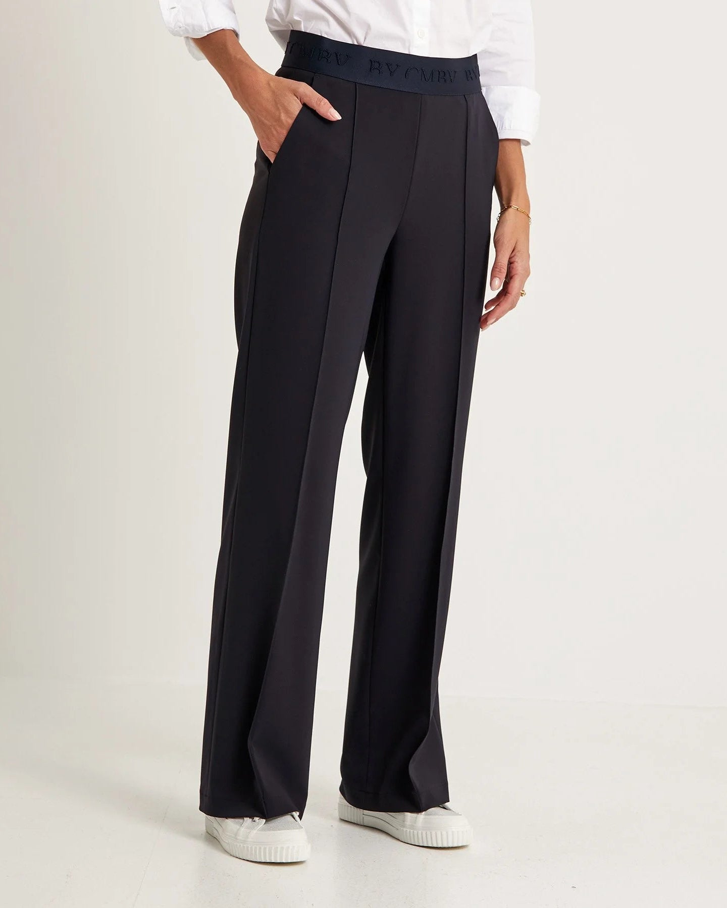 Ava Pants in Navy