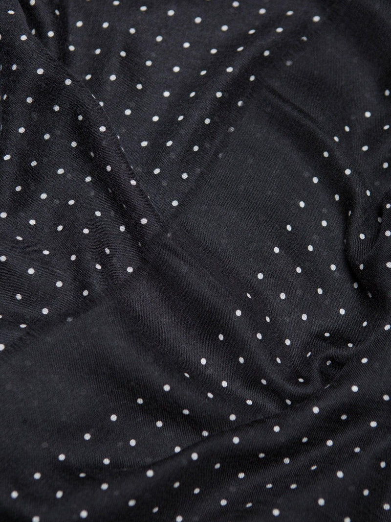 Wispy 70 x 200 Hanover Scarf in Black / White
