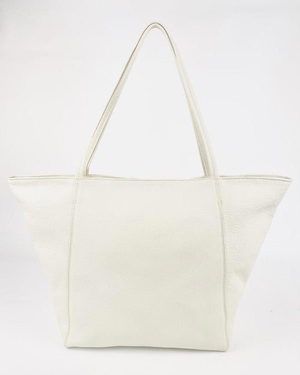 Vienna Tote in Milk Pebble Grain